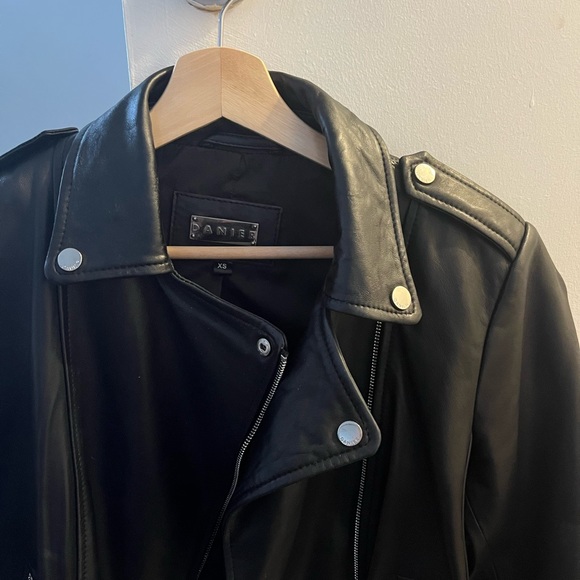 Daria leather jacket - Picture 10 of 16